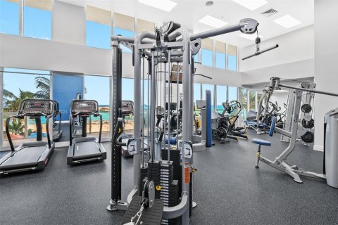 Condo in Sunny Isles Beach, Florida, 2 bedrooms  № 1703773 - photo 23