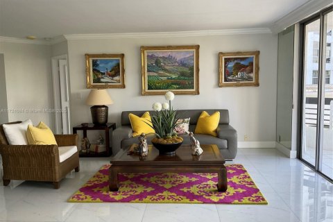 Снять в аренду кондоминиум в Авентура, Флорида 2 спальни, 134.43м2, № 1731363 - фото 4