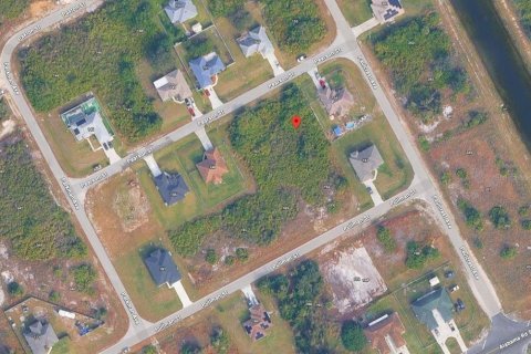 Land in Lehigh Acres, Florida № 2159657