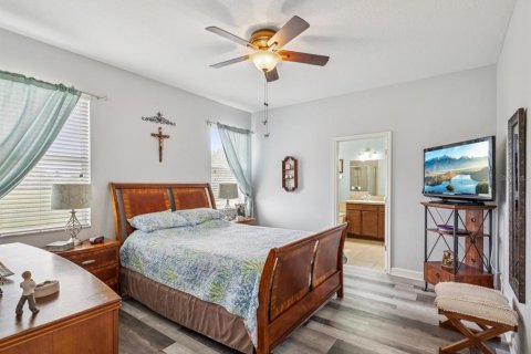 House in Land O' Lakes, Florida 4 bedrooms, 180.97 sq.m. № 1845176 - photo 20