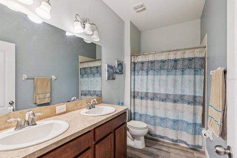 House in Land O' Lakes, Florida 4 bedrooms, 180.97 sq.m. № 1845176 - photo 28