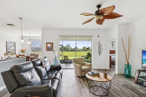 House in Land O' Lakes, Florida 4 bedrooms, 180.97 sq.m. № 1845176 - photo 16