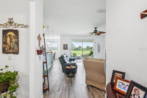House in Land O' Lakes, Florida 4 bedrooms, 180.97 sq.m. № 1845176 - photo 6