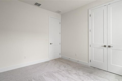 Casa en venta en Mount Dora, Florida, 3 dormitorios, 172.98 m2 № 1717312 - foto 16