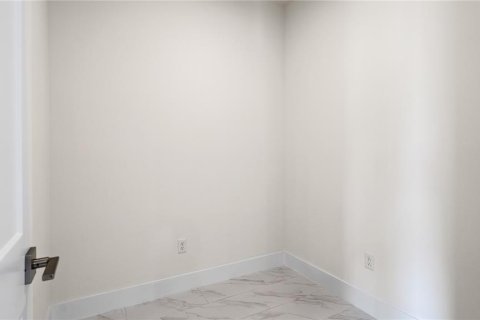 Casa en venta en Mount Dora, Florida, 3 dormitorios, 172.98 m2 № 1717312 - foto 17
