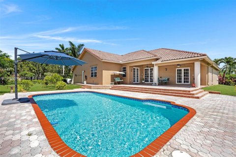 Villa ou maison à vendre à Southwest Ranches, Floride: 7 chambres, 534.93 m2 № 1998216 - photo 15