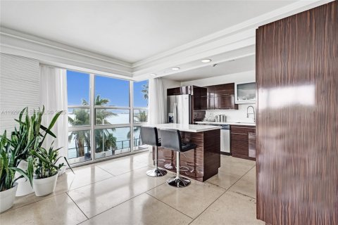 Condominio en venta en Miami, Florida, 2 dormitorios, 113.15 m2 № 1991926 - foto 3
