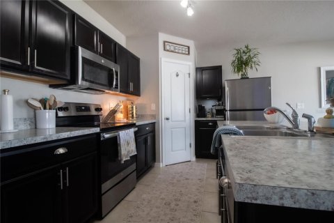 House in Haines City, Florida 4 bedrooms, 164.34 sq.m. № 1669960 - photo 11