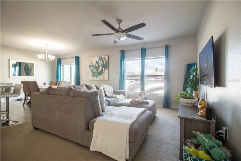 House in Haines City, Florida 4 bedrooms, 164.34 sq.m. № 1669960 - photo 16