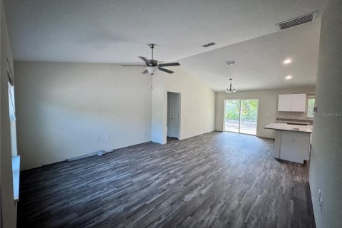 Casa en venta en Ocala, Florida, 3 dormitorios, 134.99 m2 № 1907137 - foto 2