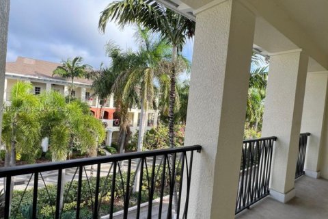 Снять в аренду таунхаус в Помпано-Бич, Флорида 3 спальни, 230.4м2, № 1984317 - фото 21