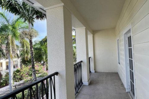 Снять в аренду таунхаус в Помпано-Бич, Флорида 3 спальни, 230.4м2, № 1984317 - фото 22