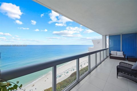 Купить кондоминиум в Майами-Бич, Флорида 2 спальни, 145.39м2, № 1986139 - фото 2