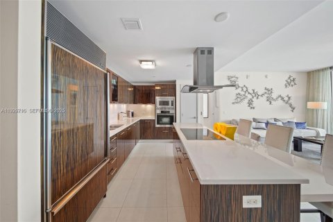 Купить кондоминиум в Майами-Бич, Флорида 2 спальни, 145.39м2, № 1986139 - фото 12