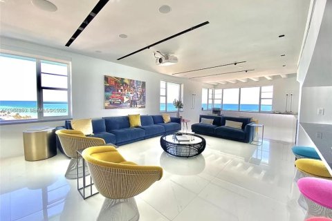 Condominio en alquiler en Miami Beach, Florida, 4 dormitorios, 246.47 m2 № 2011246 - foto 17