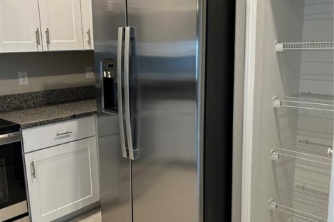 Touwnhouse à louer à Lutz, Floride: 3 chambres, 151.8 m2 № 2156245 - photo 8