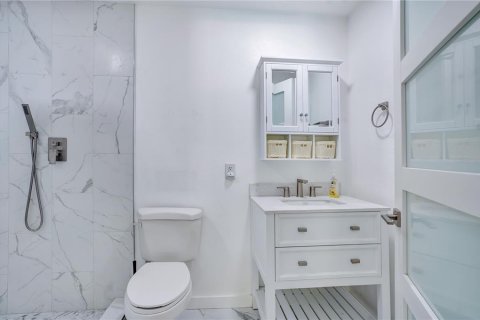 Villa ou maison à vendre à Orlando, Floride: 4 chambres, 202.71 m2 № 2415521 - photo 20