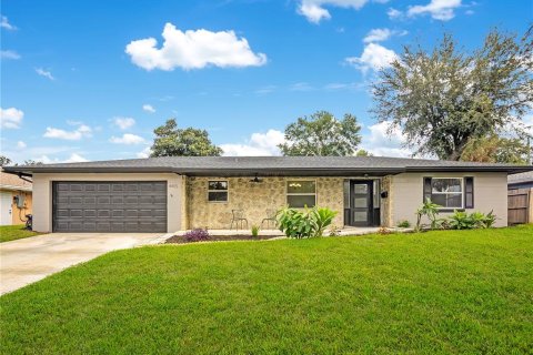 Villa ou maison à Orlando, Floride 4 chambres, 202.71 m2 № 2415521