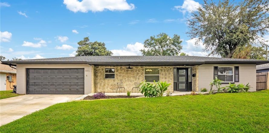 Villa ou maison à Orlando, Floride 4 chambres, 202.71 m2 № 2415521