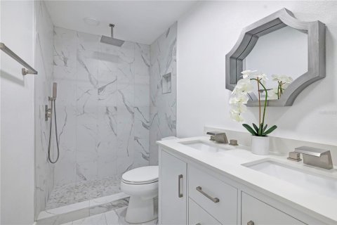 Villa ou maison à vendre à Orlando, Floride: 4 chambres, 202.71 m2 № 2415521 - photo 21