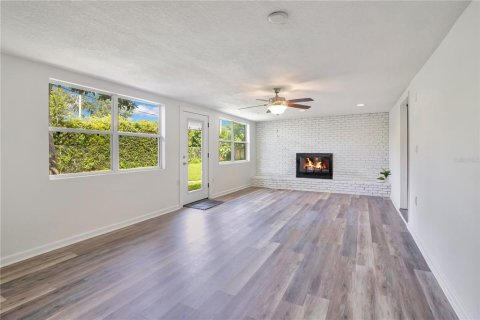 Villa ou maison à vendre à Orlando, Floride: 4 chambres, 202.71 m2 № 2415521 - photo 12