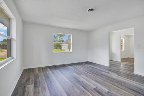 Villa ou maison à vendre à Orlando, Floride: 4 chambres, 202.71 m2 № 2415521 - photo 5