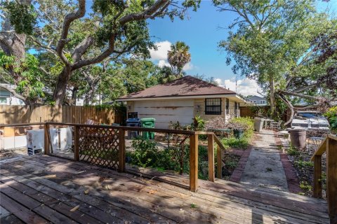 Casa en venta en Tampa, Florida, 5 dormitorios, 146.41 m2 № 1838386 - foto 9