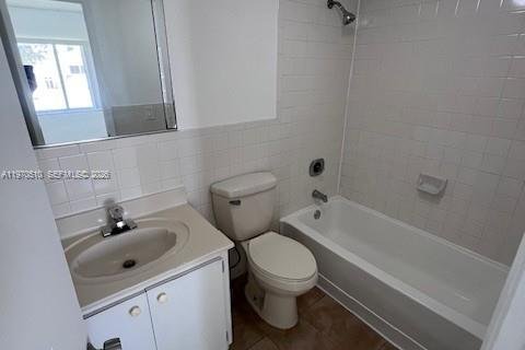 Condominio en alquiler en Hialeah, Florida, 2 dormitorios, 92.72 m2 № 2031278 - foto 6