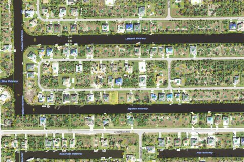 Terreno en Port Charlotte, Florida № 2103698