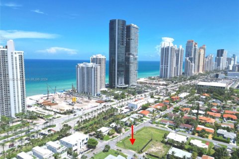 Land in Sunny Isles Beach, Florida № 1861974 - photo 4