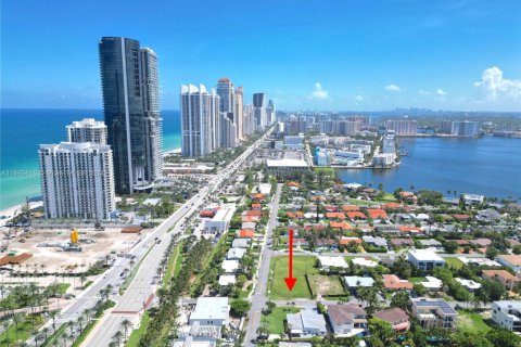 Land in Sunny Isles Beach, Florida № 1861974 - photo 3