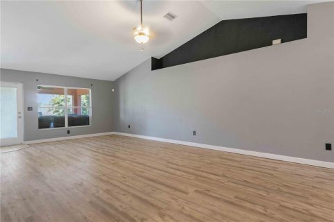Villa ou maison à vendre à Punta Gorda, Floride: 4 chambres, 214.05 m2 № 2423971 - photo 14