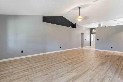 Villa ou maison à vendre à Punta Gorda, Floride: 4 chambres, 214.05 m2 № 2423971 - photo 15