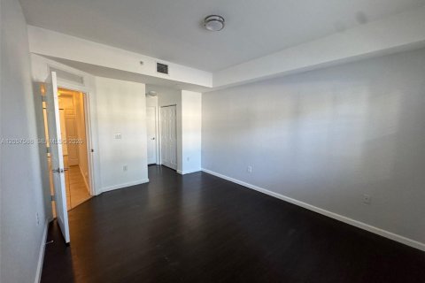 Condo in Doral, Florida, 3 bedrooms № 2261608 - photo 25