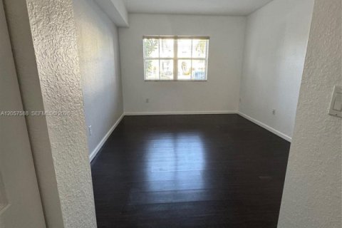 Condo in Doral, Florida, 3 bedrooms № 2261608 - photo 27