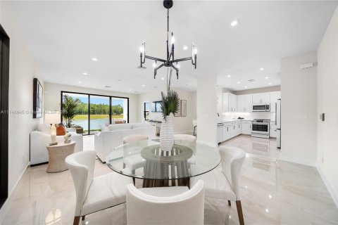 Touwnhouse à vendre à Fort Myers, Floride: 3 chambres, 205.22 m2 № 1937761 - photo 30