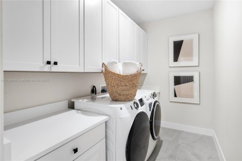 Adosado en venta en Fort Myers, Florida, 3 dormitorios, 205.22 m2 № 1937761 - foto 24