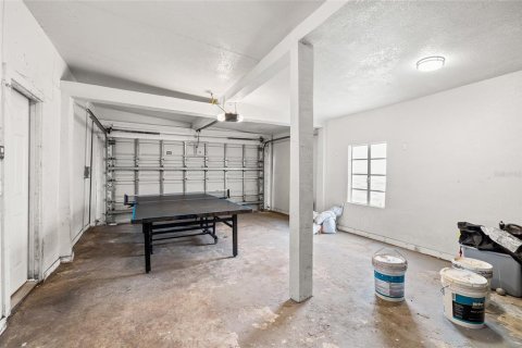 House in Saint Petersburg, Florida 3 bedrooms, 110.18 sq.m. № 1914944 - photo 25