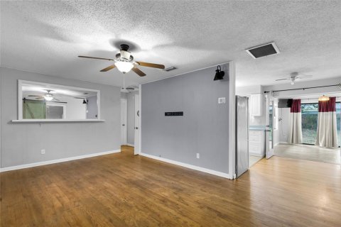 Casa en venta en Ocala, Florida, 3 dormitorios, 118.45 m2 № 2117050 - foto 4