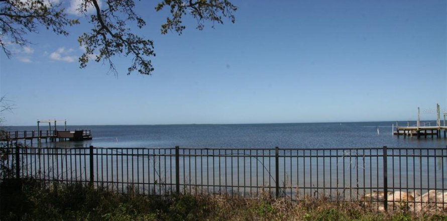 Land in Holiday, Florida № 2143128