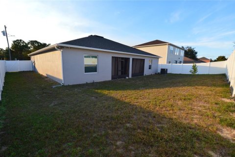 Villa ou maison à vendre à Kissimmee, Floride: 3 chambres, 172.98 m2 № 2136139 - photo 26
