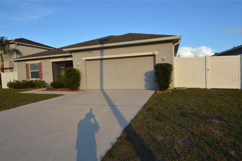 Villa ou maison à vendre à Kissimmee, Floride: 3 chambres, 172.98 m2 № 2136139 - photo 3