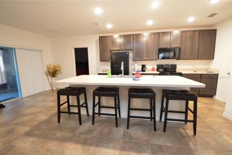 Villa ou maison à vendre à Kissimmee, Floride: 3 chambres, 172.98 m2 № 2136139 - photo 10