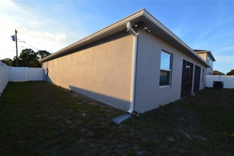 Villa ou maison à vendre à Kissimmee, Floride: 3 chambres, 172.98 m2 № 2136139 - photo 27