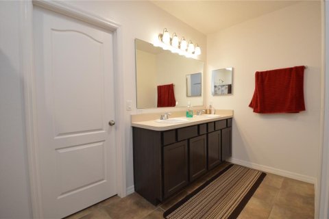 Villa ou maison à vendre à Kissimmee, Floride: 3 chambres, 172.98 m2 № 2136139 - photo 20