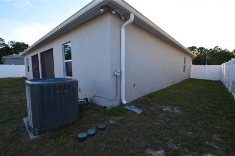 Villa ou maison à vendre à Kissimmee, Floride: 3 chambres, 172.98 m2 № 2136139 - photo 30