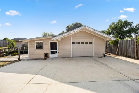 Casa en venta en Ocala, Florida, 3 dormitorios, 182.27 m2 № 1680974 - foto 2