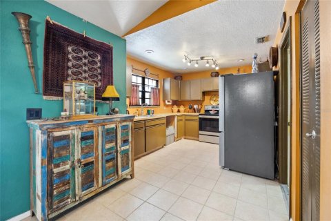Casa en venta en Ocala, Florida, 3 dormitorios, 182.27 m2 № 1680974 - foto 11