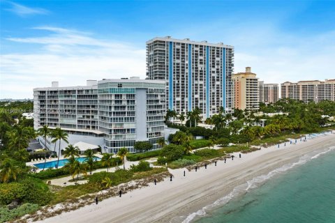 Купить кондоминиум в Ки-Бискейн, Флорида 3 спальни, 175.49м2, № 2025155 - фото 26