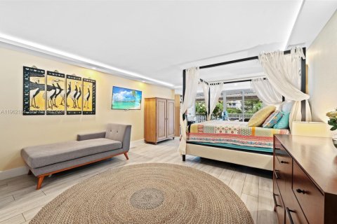 Купить кондоминиум в Ки-Бискейн, Флорида 3 спальни, 175.49м2, № 2025155 - фото 12